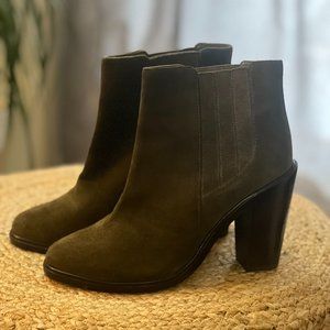 sz 37 Joie green suede ankle boots NEVER WORN
